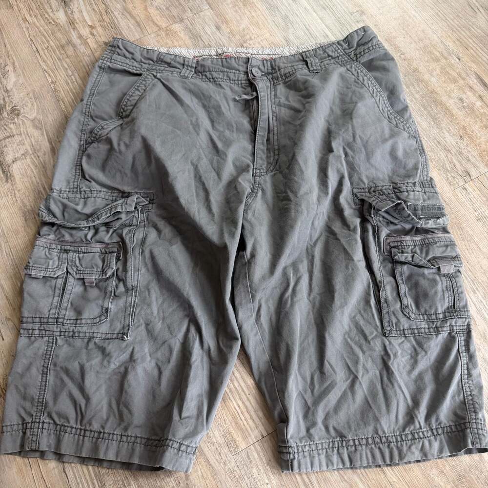 Unionbay Men's Size 36 Gray Cargo Shorts